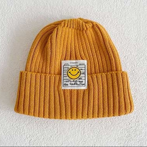 Other - 🆕 MiniOlie • Tots Smiley Face Beanie